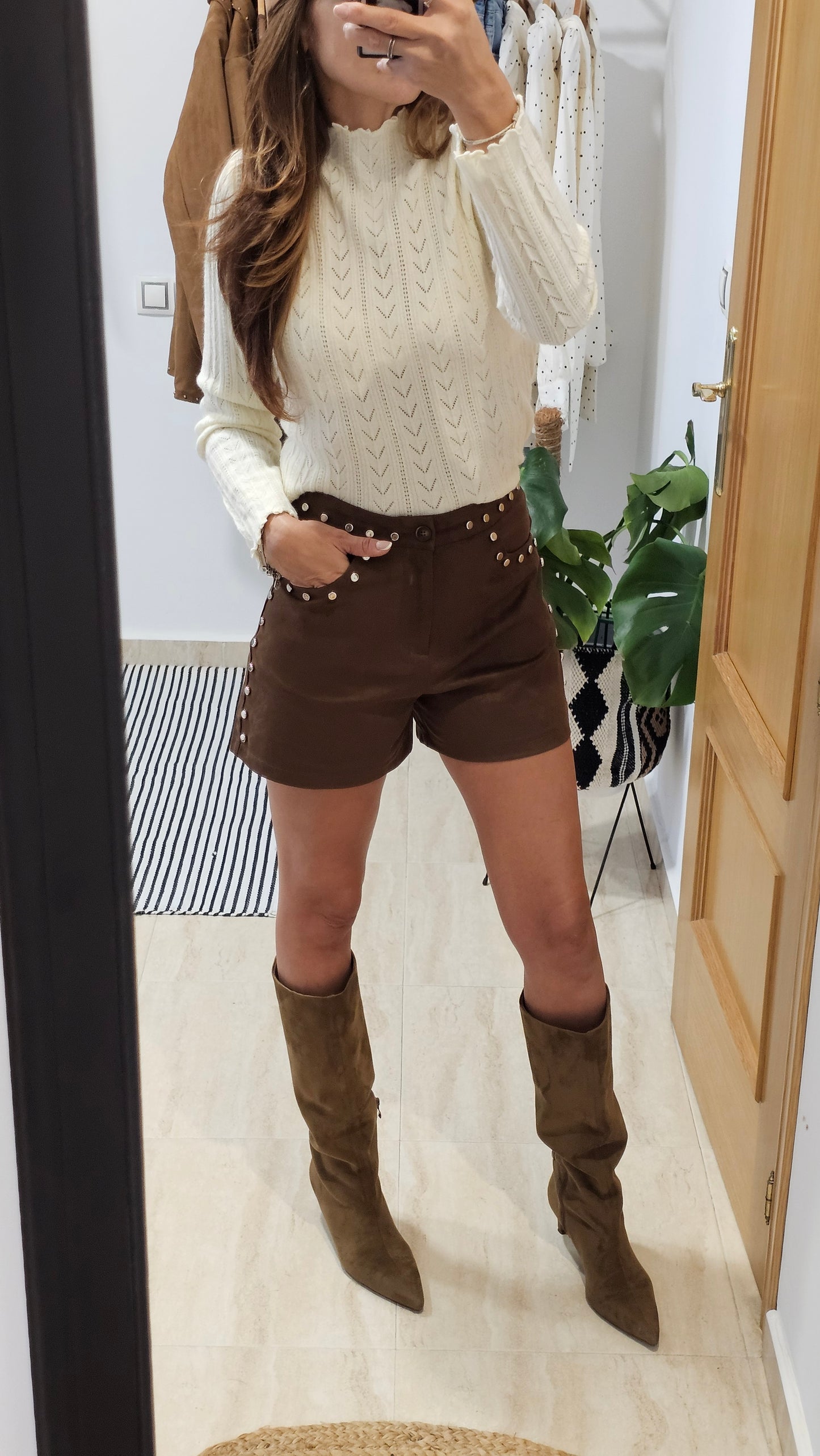 SHORT TACHAS
