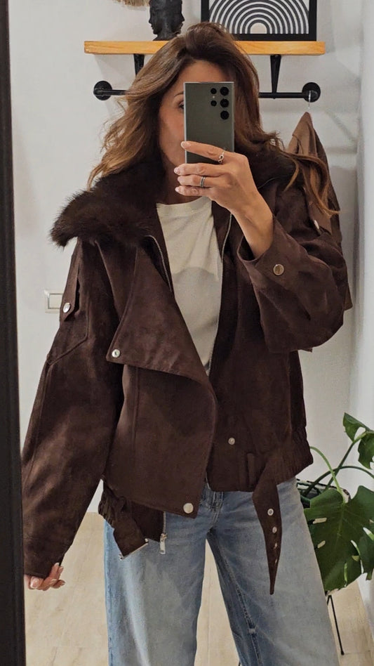 CAZADORA CUELLO PIEL